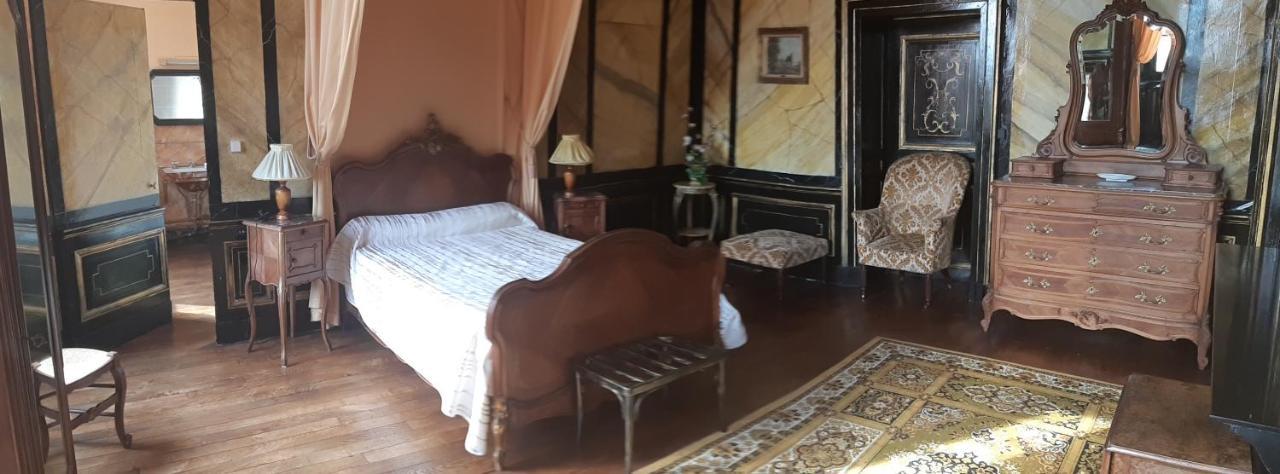 Deux-Chaises Chateau De Longeville מראה חיצוני תמונה